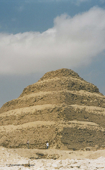 16-PYRAMIDE.jpg